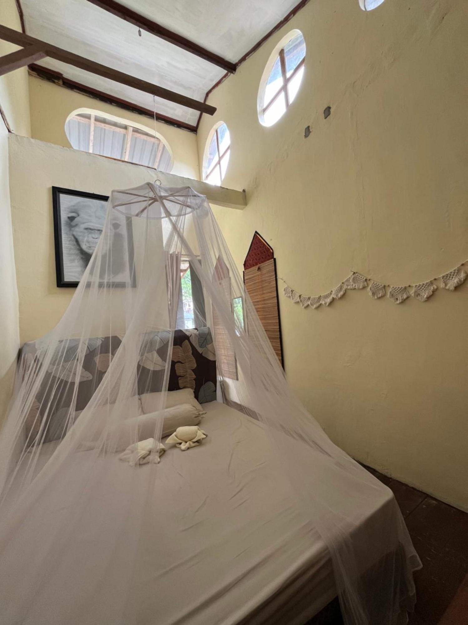فندق Charlys Little House بوكيت لاوانج المظهر الخارجي الصورة